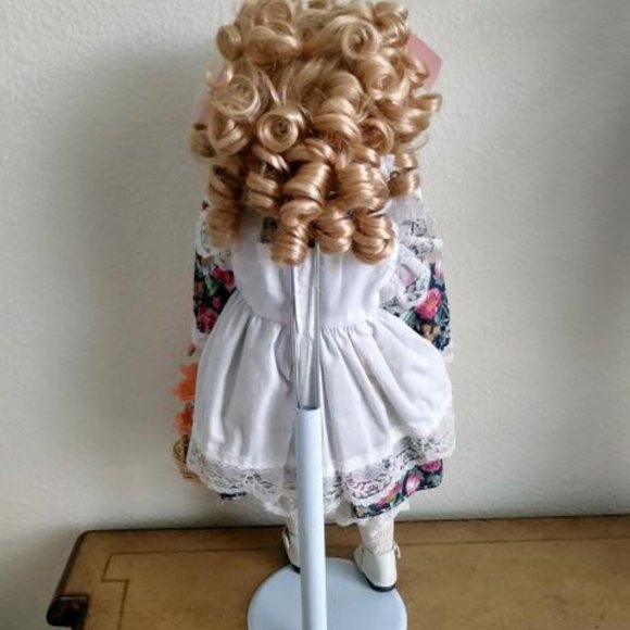 Genuine Porcelain Doll - "April" - NIB - Picture 4 of 8